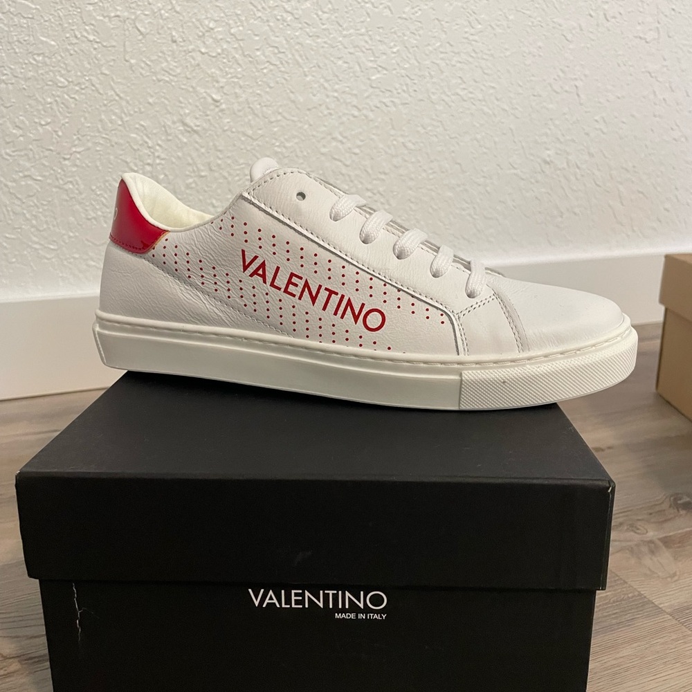 M Valentino Sneakers with box
